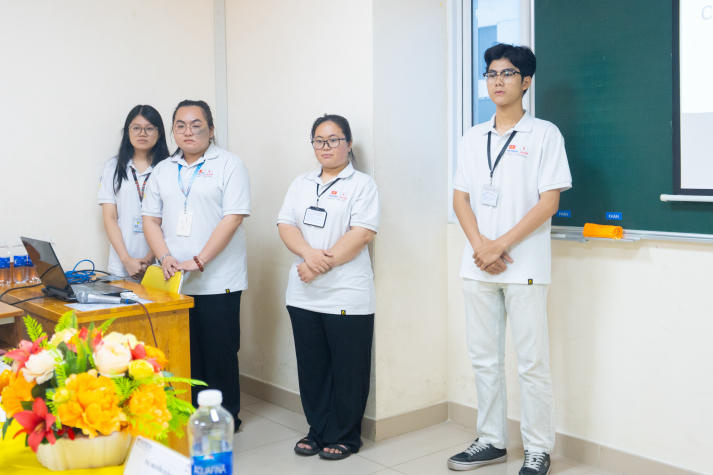 Nhiều sáng kiến thiết thực được trình bày tại buổi nghiệm thu đề tài nghiên cứu khoa học của sinh viên VJIT 44