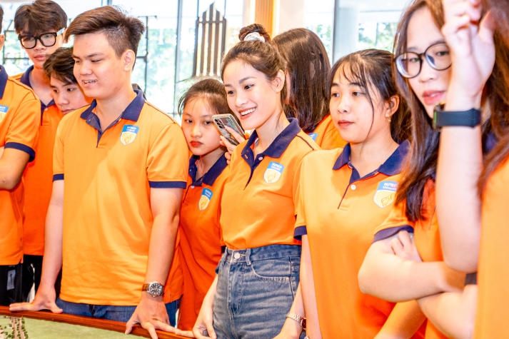 Sinh viên ngành Quản lý tài nguyên và môi trường HUTECH khám phá Tổng Công ty Đầu tư và Phát triển Công nghiệp (Becamex) 49