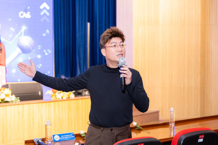 Trình diễn giàu bản sắc, sinh viên Thanh nhạc tỏa sáng trong kỳ thi tốt nghiệp 105