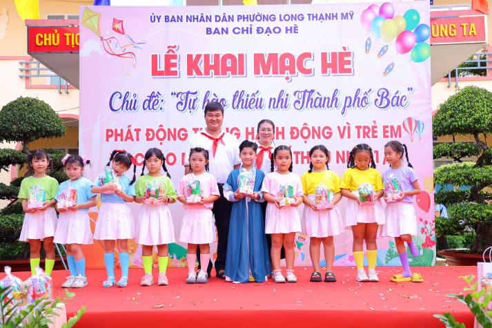 Sinh viên Khoa Thú y - Chăn nuôi tiếp lửa yêu thương tại Ngày hội thiếu nhi phường Long Thạnh Mỹ (TP. Thủ Đức) 18