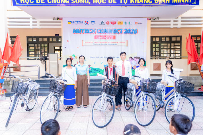 Sinh viên Khoa Dược nối dài hành trình 08 năm vì cộng đồng 106