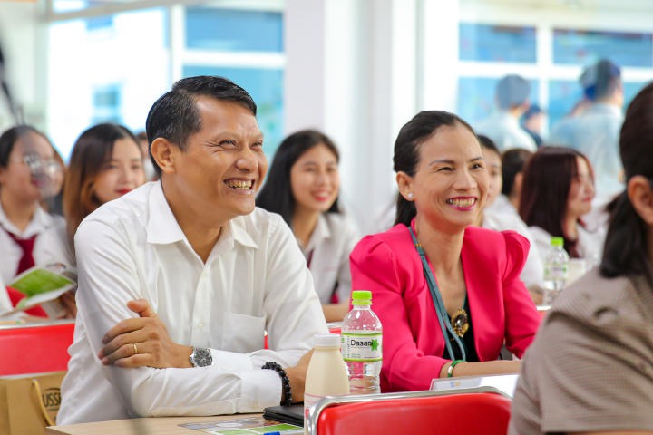 Sinh viên Quản trị Nhà hàng và Nghệ thuật ẩm thực tìm hiểu thực phẩm và đồ uống từ đậu nành 48