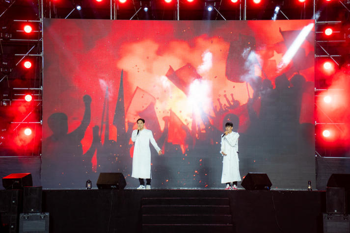 [Video] Âm vang Quốc kỳ: Sinh viên năm 2 Quản trị sự kiện tổ chức concert quy mô, chạm đến trái tim khán giả 52