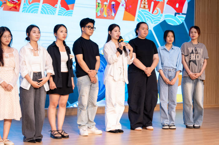 [Video] Khi sinh viên PR HUTECH kể chuyện “đời” bằng lăng kính phim phóng sự 104