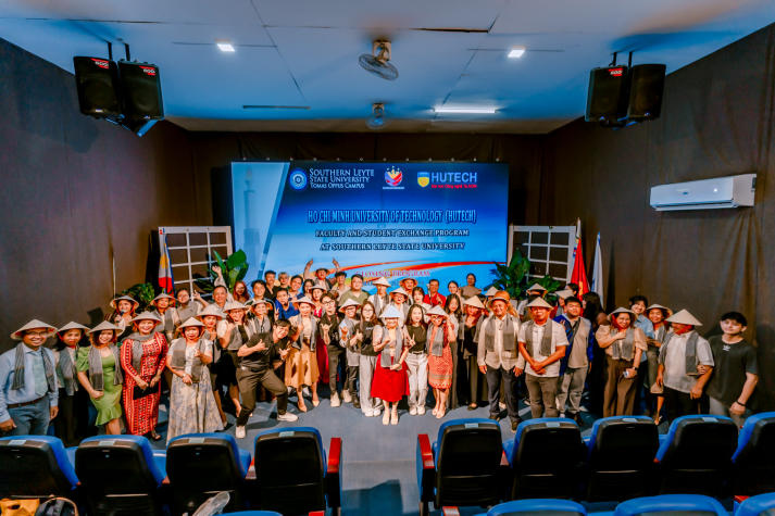 Hành trình học tập, giao lưu quốc tế thú vị của sinh viên Khoa Marketing - Kinh doanh quốc tế tại Philippines 105