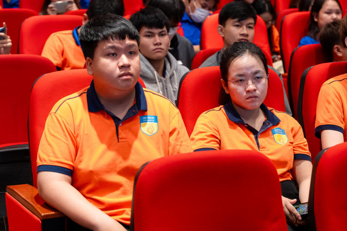 Đoàn - Hội HUTECH tổng kết hành trình cống hiến, phát huy tinh thần xung kích trong mùa hè 2025 58