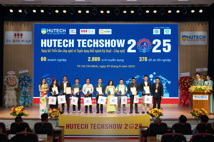 HUTECH TECHSHOW 2025: Nearly 3,000 open job opportunities, 370 graduation projects on display 54
