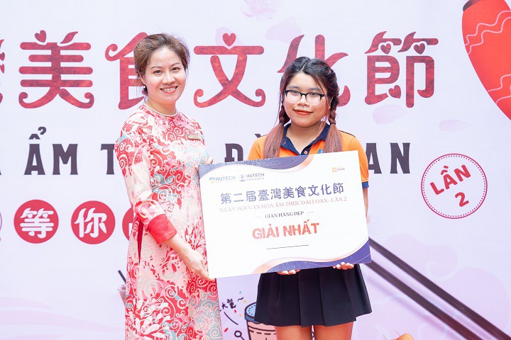 Sinh viên HUTECH thưởng thức món ngon, giao lưu văn hóa xứ Đài qua "Ngày hội văn hóa ẩm thực Đài Loan" lần 2 186