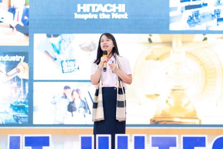 Tân sinh viên Khoa Công nghệ thông tin nắm bắt chiến lược học tập hiệu quả từ chuyên gia 38