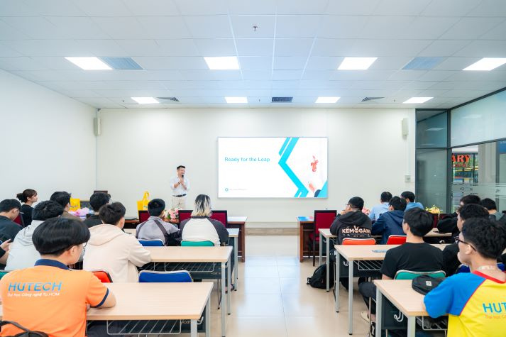 Sinh viên Công nghệ thông tin “debug” sự nghiệp, định vị bản thân cùng AI coach 33