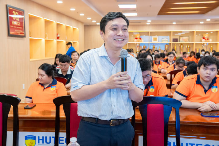 Xây dựng "hệ sinh thái" CLB học thuật để thúc đẩy nghiên cứu khoa học sinh viên tại HUTECH 106