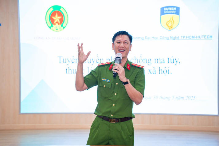 Sinh viên HUTECH lan tỏa thông điệp sống khỏe, nói không với ma túy và thuốc lá điện tử 220