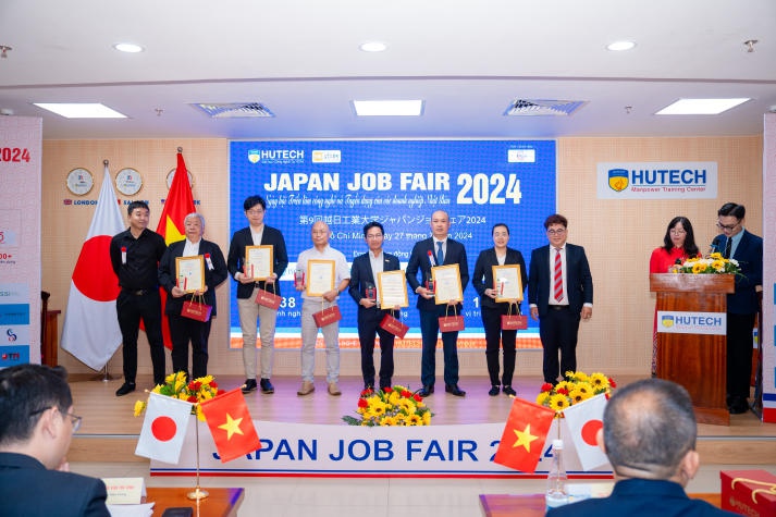 [Video] Sinh viên HUTECH săn hơn 1.500 đầu việc hấp dẫn tại Japan Job Fair 2024 55