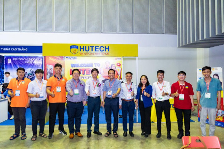 Sinh viên HUTECH tiếp cận nhiều thiết bị công nghệ cao tại triển lãm VECA 2023 63