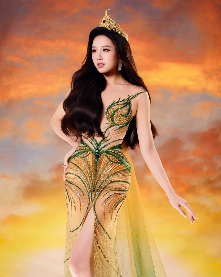 Hoa hậu Lê Hoàng Phương cùng dàn Á hậu Sen Vàng hẹn gặp HUTECH-ers tại Đêm hội văn hoá Chào năm học mới 45