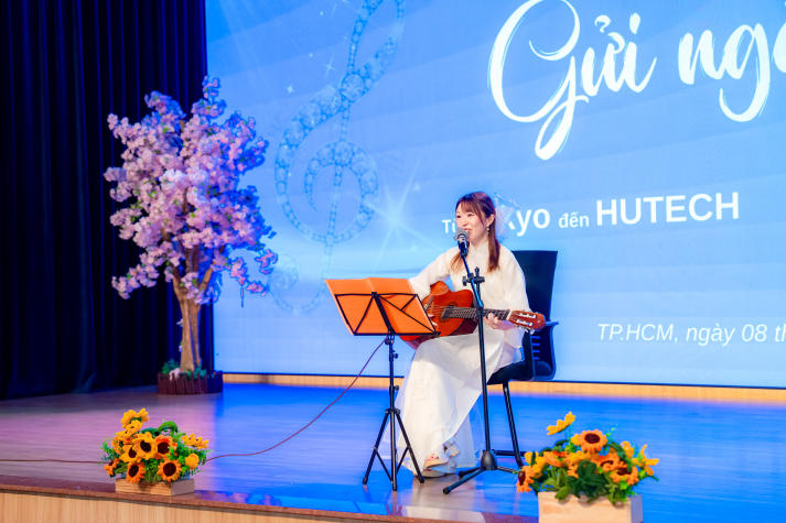 [Video] Sứ giả âm nhạc Yuei Ogata mang sắc màu Nhật Bản đến sinh viên HUTECH 28