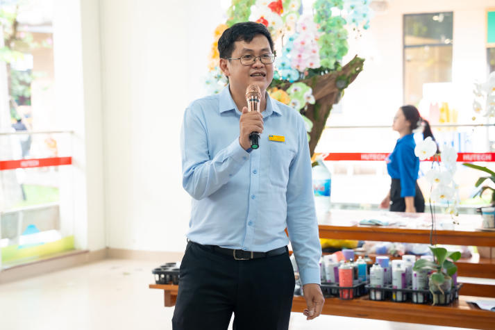 “Khoác áo mới” cho hoa lan: Hành trình sáng tạo của sinh viên Công nghệ sinh học 16