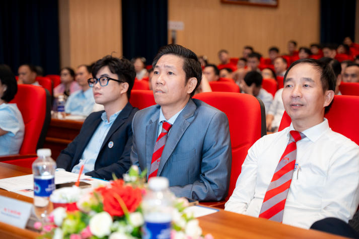 [Video] Trang mới từ dấu mốc 30 năm: Viện Kỹ thuật HUTECH khẳng định vị thế tiên phong trong đào tạo kỹ thuật 27