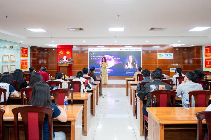 Sinh viên Khoa Marketing - Kinh doanh quốc tế tiếp cận góc nhìn thực tiễn về khởi nghiệp bền vững 23