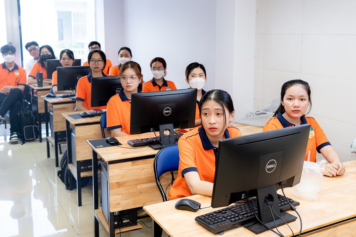 Khoa Tài chính - Thương mại HUTECH khai giảng khóa học Thực hành Thuế 2 đợt 1 82