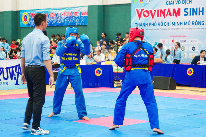 Tân sinh viên HUTECH bùng cháy đam mê cùng loạt câu lạc bộ thể thao 215