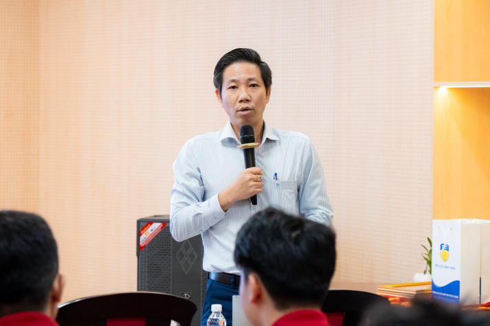 Sinh viên Viện Kỹ thuật “bỏ túi” kỹ năng thiết kế CV chuẩn ngành 21