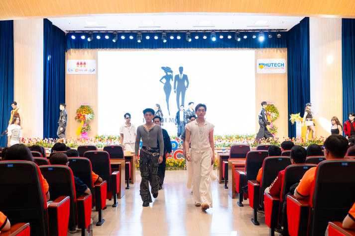 Khởi động thanh xuân: CLB - Đội - Nhóm HUTECH sẵn sàng chào đón tân binh nhập hội 26