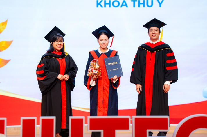 “Học tập suốt đời và không ngừng phát triển năng lực ngoại ngữ” 94