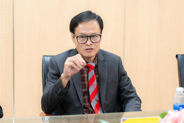 Đại sứ Nam Phi thăm HUTECH, hướng đến mở rộng hợp tác đào tạo và trao đổi sinh viên 14