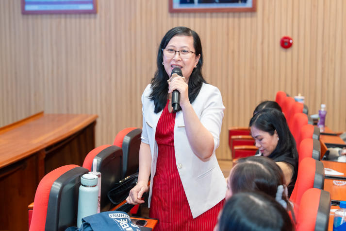 Tân sinh viên Khoa Thẩm mỹ và Khoa học sự sống sẵn sàng cho hành trình đại học 89