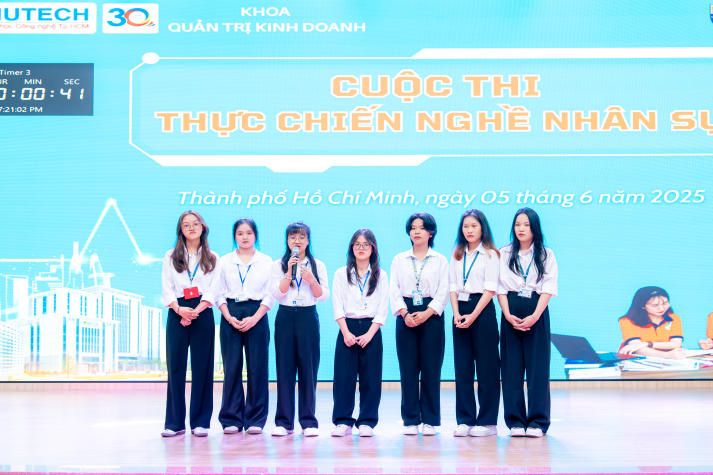 Chung kết “Thực chiến nghề nhân sự” 2025: Sân chơi thực học - thực làm cho sinh viên HUTECH 75