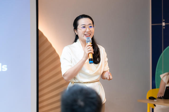 Sinh viên Khoa Tiếng Anh HUTECH chinh phục nhà tuyển dụng quốc tế tại Concentrix 49