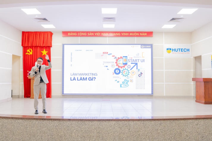 Sinh viên VJIT cập nhật xu hướng chuyện nghề Marketing 56