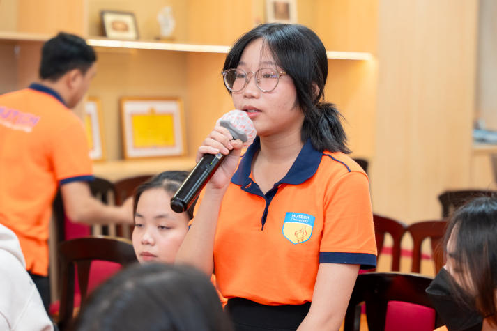 Sinh viên Công nghệ thẩm mỹ “chạm ngõ” nghề làm đẹp chuyên nghiệp, mở lối tương lai đầy triển vọng 101