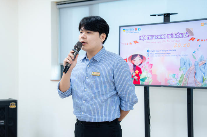 Lan tỏa tinh thần “Sắc Việt” trong Ngày hội trang trí nón lá của sinh viên Khoa Tài chính - Thương mại 145