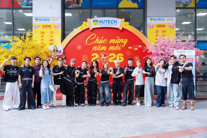 Văn nghệ sân trường HUTECH: “Giai điệu rộn ràng - sẵn sàng kỳ mới” 83