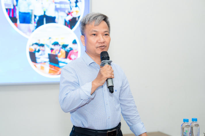 [Video] Chung kết HUTECH Code War 2025: Sân chơi lập trình kịch tích dành cho sinh viên Công nghệ thông tin 31