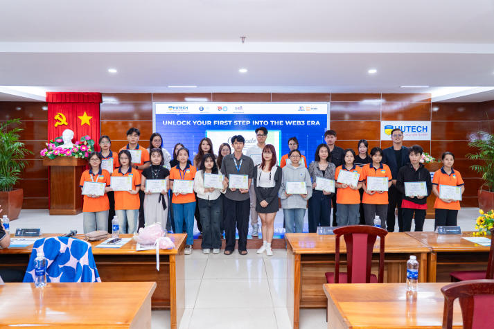 Sinh viên Khoa Marketing - Kinh doanh quốc tế mở khóa kỷ nguyên công nghệ Web3 cùng chuyên gia 58