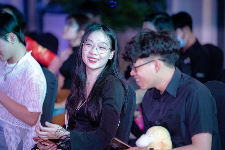 Sinh viên khoa Du lịch - Nhà hàng - Khách sạn tổ chức đêm diễn thời trang “Lụa Fashion  Show, Ngàn năm Lụa Việt” 197