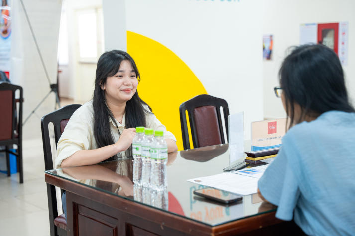 Phỏng vấn trực tiếp cùng doanh nghiệp, HUTECH-ers mở rộng cơ hội việc làm ngay từ giảng đường 34