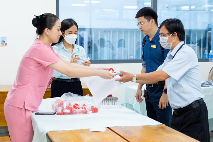 HUTECH tổ chức đợt khám sức khỏe định kỳ 2025, đồng hành cùng sức khỏe CB-GV-NV 96