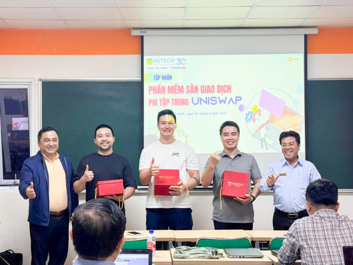 Đổi mới giảng dạy tài chính, giảng viên Khoa Tài chính - Thương mại tiếp cận nền tảng Uniswap 53