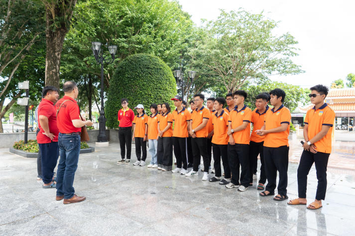 [Ảnh] Trải nghiệm thể thao toàn diện của sinh viên ngành Quản lý thể dục thể thao tại NV Sport Camp 26