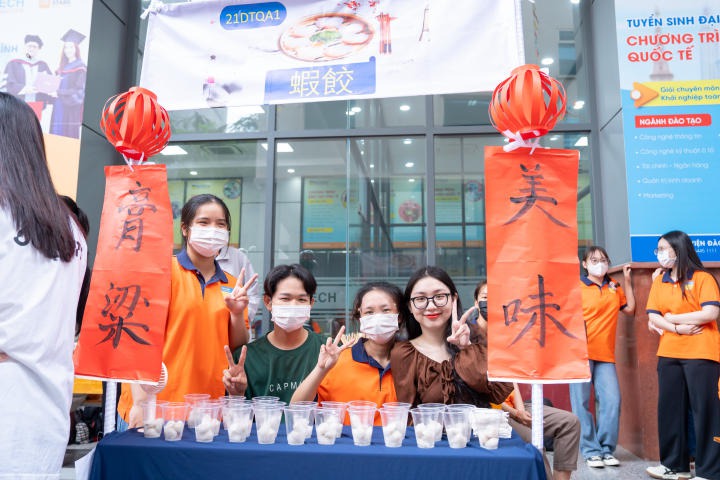 Sinh viên HUTECH thưởng thức món ngon, giao lưu văn hóa xứ Đài qua "Ngày hội văn hóa ẩm thực Đài Loan" lần 2 128
