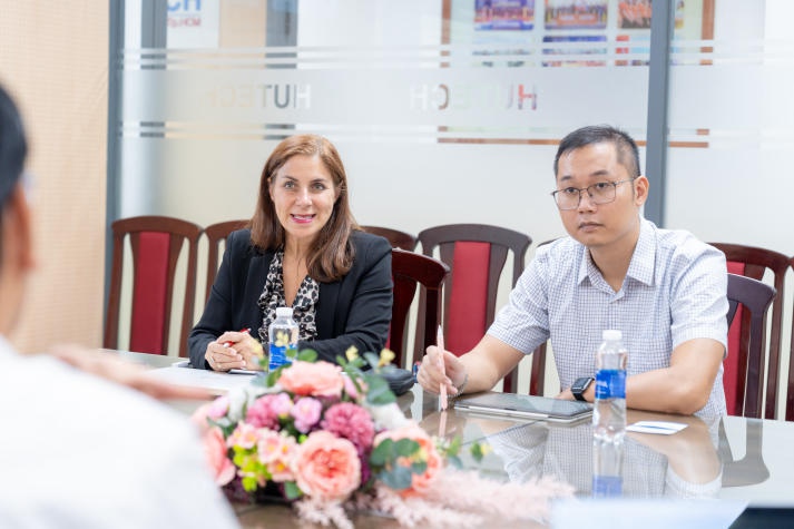 HUTECH trao đổi triển khai nâng cao chất lượng học tập trực tuyến cùng DialogEDU 51