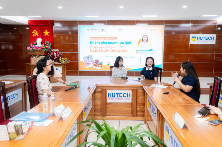 Sinh viên Khoa Hàn Quốc học khám phá cơ hội nghề nghiệp du lịch cùng đại diện Selectum Noa Cam Ranh 102