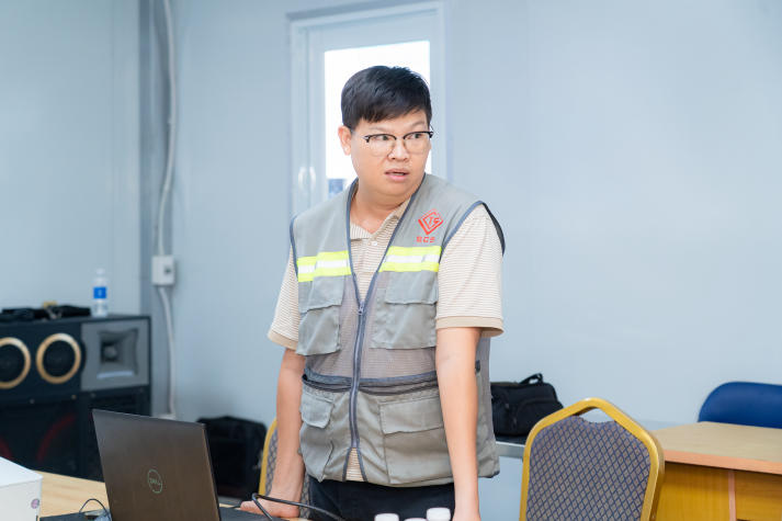Sinh viên Khoa Xây dựng học cách tổ chức thi công tại Dự án Nhà Văn hóa Thanh niên TP.HCM 23