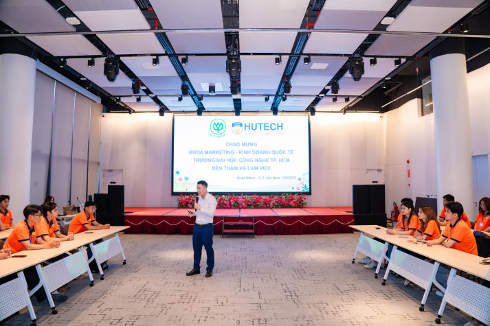 [Ảnh] Kiến tập tại C.P. Việt Nam: Cơ hội cọ xát thực tiễn cho sinh viên ngành Kinh tế quốc tế 61