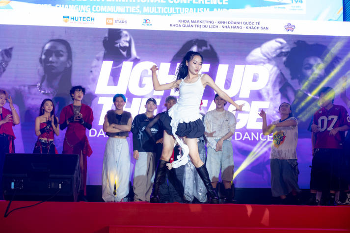 HUTECH-ers mở màn sáng tạo với 02 sự kiện kết thúc học phần Tổ chức sự kiện 79