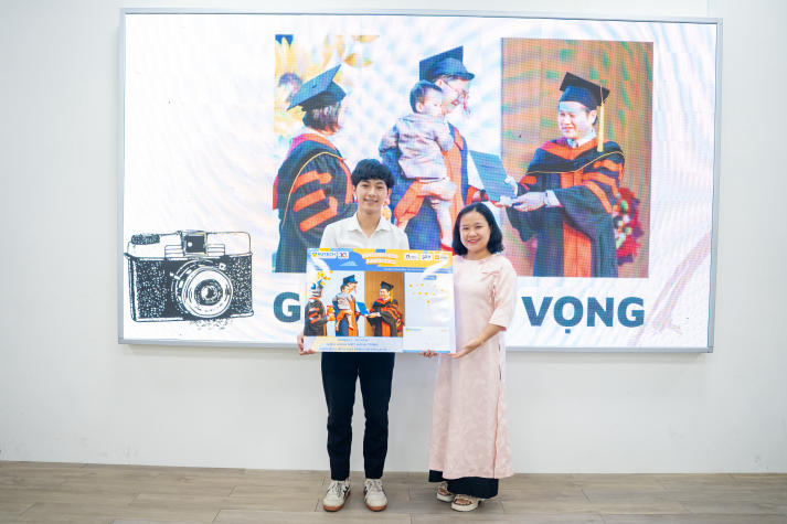 Chung kết HUTECH Photo Awards 2025: Không gian ảnh đặc biệt chào tuổi 30 rực rỡ của HUTECH 207